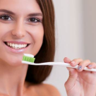 Cele mai frecvente motive ale sângerării gingiilor la periaj