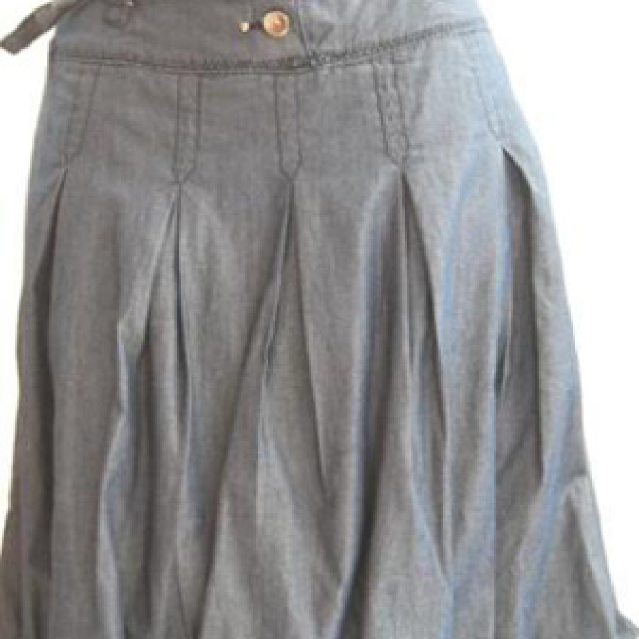 Fusta gogosar, din denim 