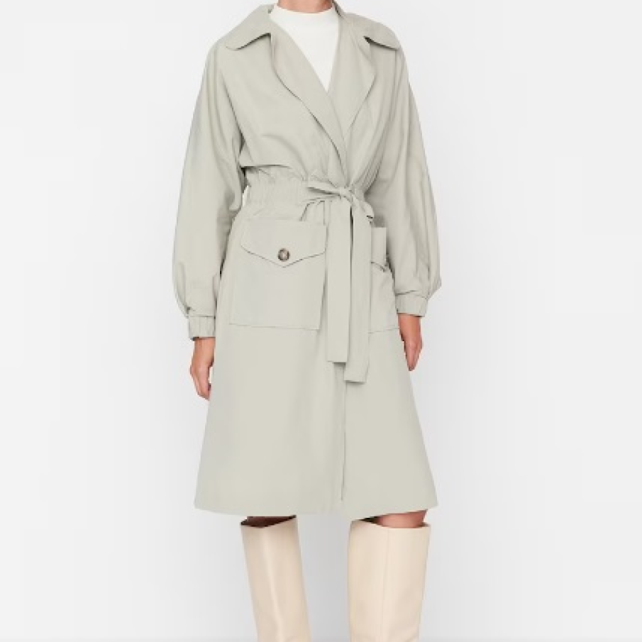 Trenci cu cordon Trendyol în nuanță de verde pal, cu buzunare proeminente și bandă elastică pentru a pune în evidență talia 