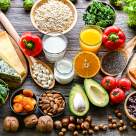 Hrana care păstrează tinerețea: 9 alimente esențiale pentru frumusețe, vitalitate și echilibru