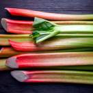 Ai grijă cum folosești RUBARBA! Părți din ea sunt otrăvitoare!