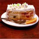 Foi de pandispan cu zmeura si inghetata