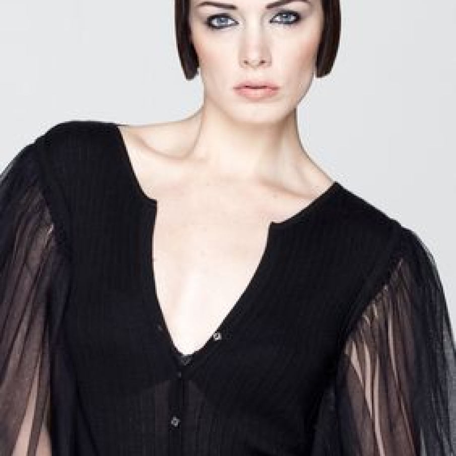 Coafura clasica cu accente moderne 