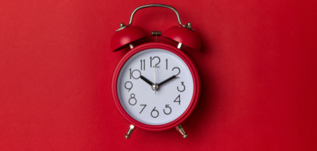 La ce ora te uiti cel mai des la ceas?