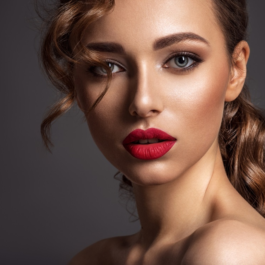 Machiaj natural pentru ochii albaștri 