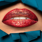 De ce şi cum să-ţi îngrijeşti în mod corect buzele