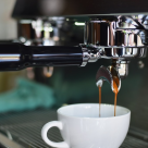 Cauți un espressor cafea? Iată cele mai importante tipuri și mărci din care să alegi