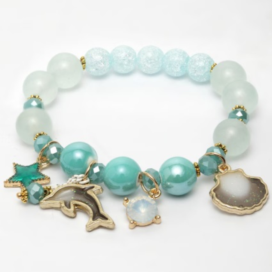 10 accesorii și piese vestimentare cu mărgele, un trend încântător al verii 2025 