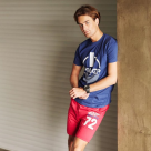 Tricouri de bărbați pentru primăvară – ce imprimeuri să cauți?