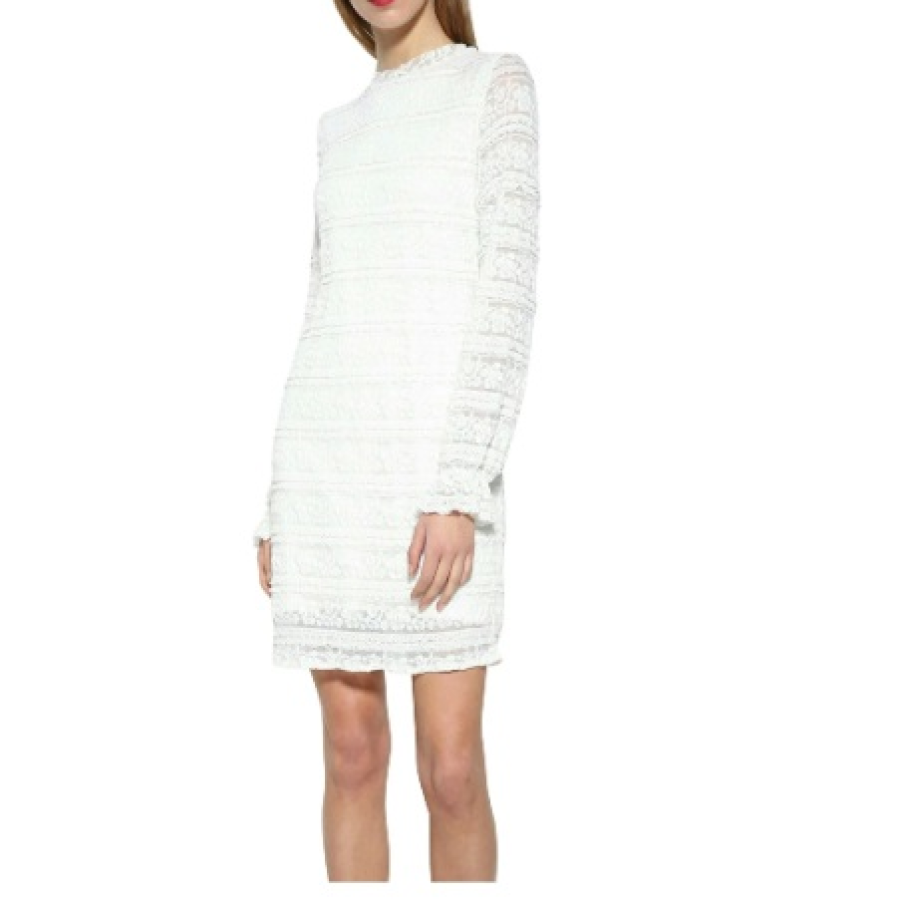 Rochie albă din dantelă Desigual, cu model decorativ stratificat, ce poate fi purtată și cu încălțăminte sport sau casual. 