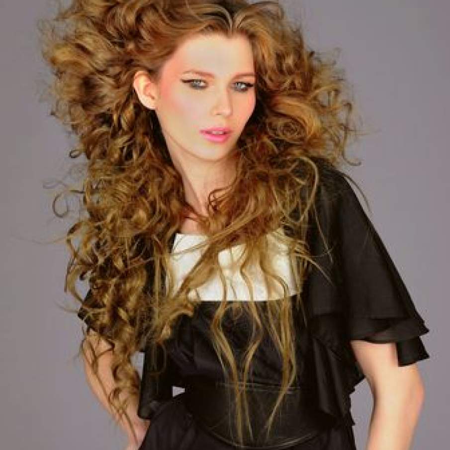 Amestec de onduleuri pentru parul lung