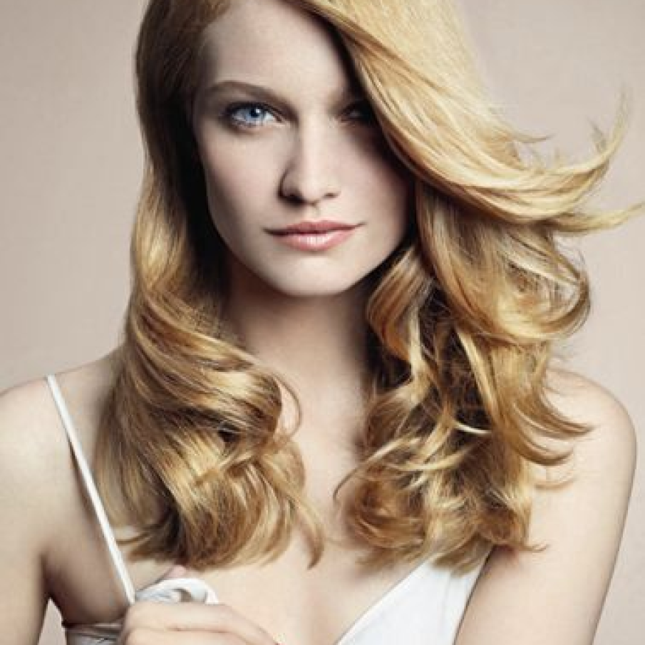 Blondul Venetian: coafura feminina