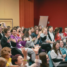 Consiliere și dezvoltare socio-emoțională: o abordare esențială pentru viitorul educațional și profesional al României