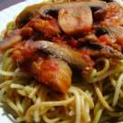 Spaghete tricolore cu ciuperci fripte