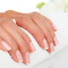 Sfatul specialistului: cum eviti subtierea unghiilor?