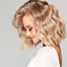 Cum să îngrijești părul blond? 5 sfaturi pentru a-l menține strălucitor și sănătos