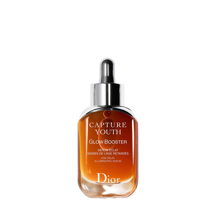 Ser Dior Capture Youth Glow Booster cu ingrediente prețioase din soiul de prună Kakadu care este de 100 de ori mai concentrat în Vitamina C decât o portocală. Conține și acid alpha hidroxi și extract de iris 