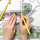 7 sfaturi pentru amenajarea unei grădini de mici dimensiuni. Așa îți poți transforma curtea într-un spațiu perfect de socializare