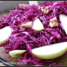 Reteta de post: Salata de varza rosie cu mere si nuci