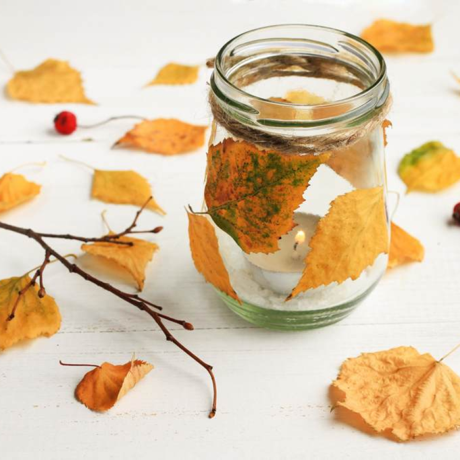 Suporturi de lumanari cu frunze 