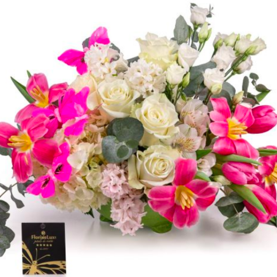 Aranjament de primăvară alb și roz