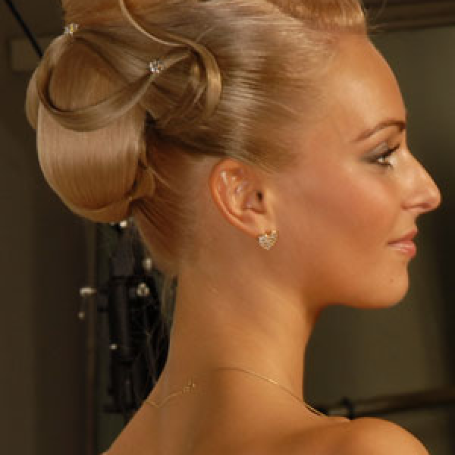 Coc sofisticat pentru femeile sofisticate