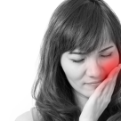 Răcelile și durerile de dinți. Ce legătură există între cele două condiții?