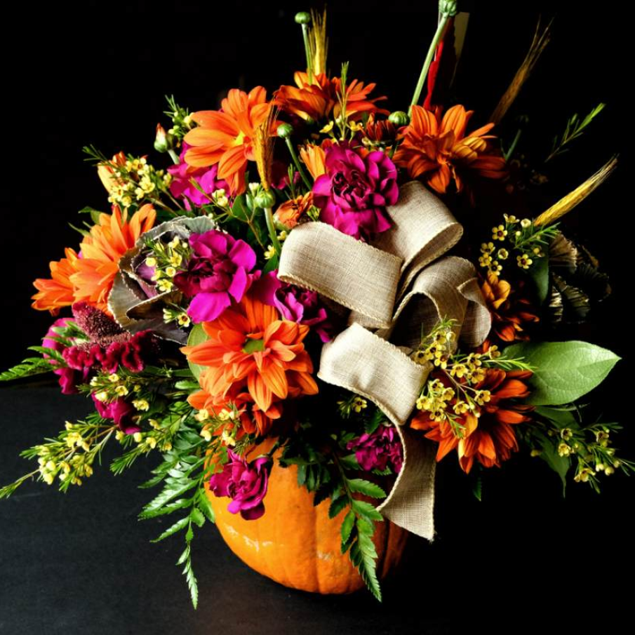 Aranjament de toamna cu funda 