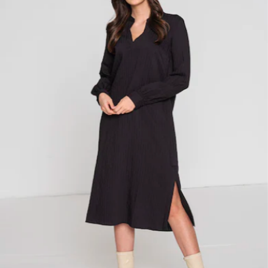 Love & Divine Rochie lejeră cu decolteu în V și slituri laterale