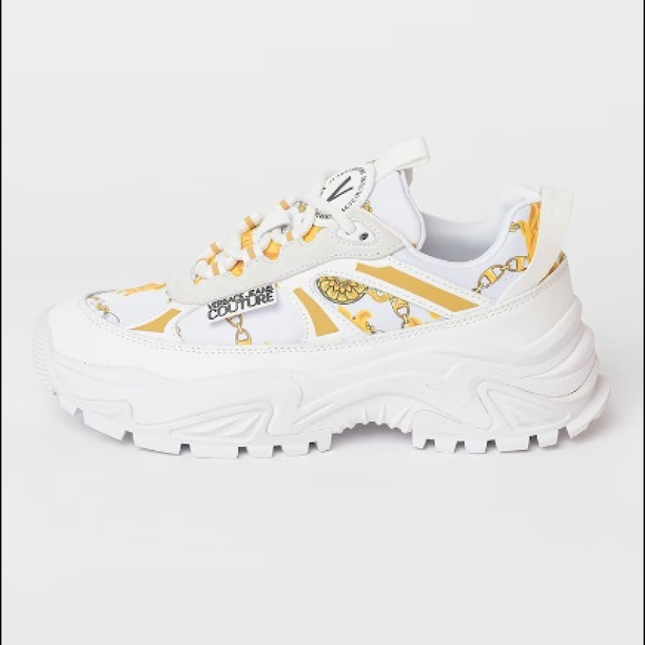 Pantofi sport albi cu aspect masiv, detalii decorative galbene și logo Versace Jeans Couture