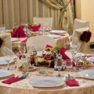 Argintiul, culoarea regala a mesei de Revelion