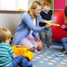 Parintii schimba 'fata' educatiei din Romania, cu investitii private