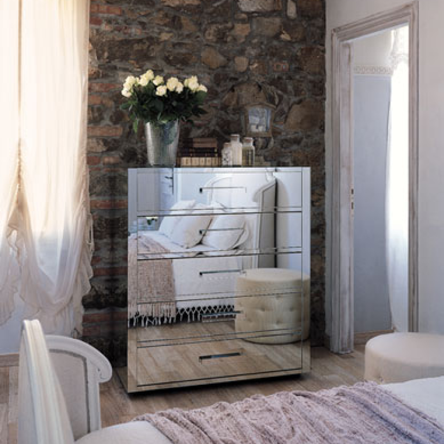 Comoda glamour Queen