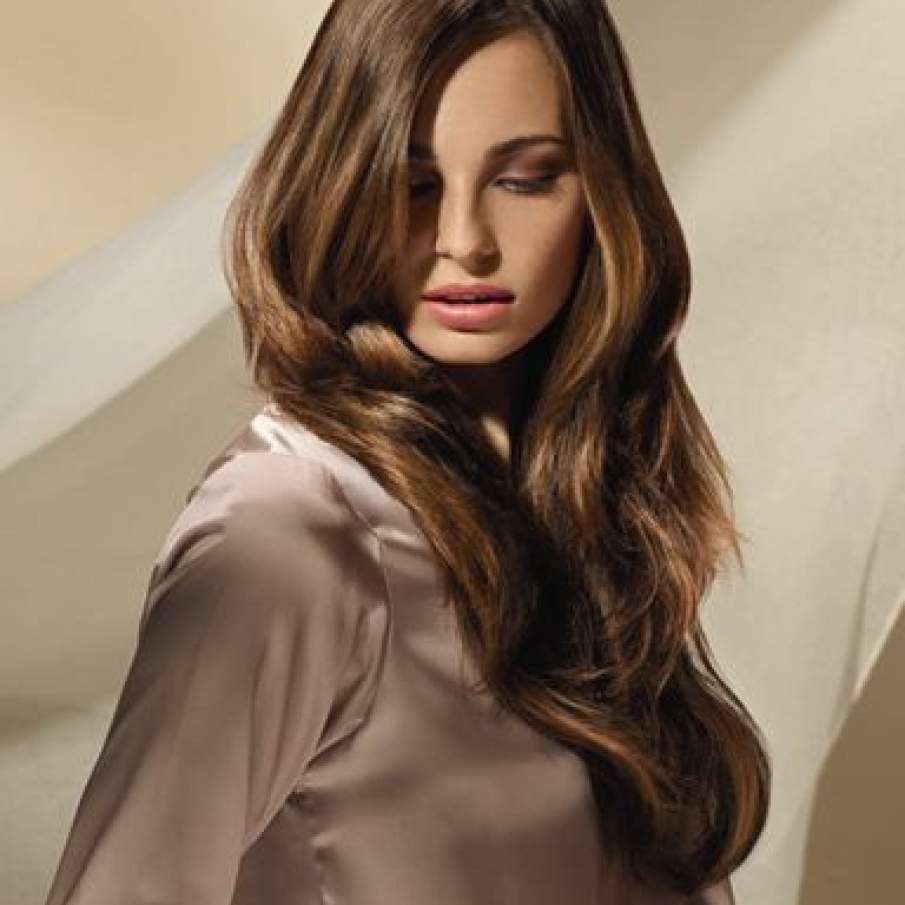 Brun cu unduiri de blond