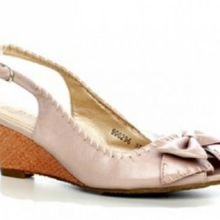 Sandale bej elegante