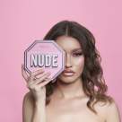 Ce produse de machiaj sunt la modă în această primăvară