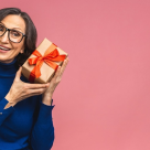 Sugestii de cadouri pentru profesorii care iubesc lectura