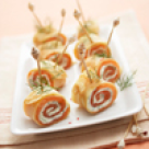 La Cucina iti recomanda rulouri cu somon afumat 