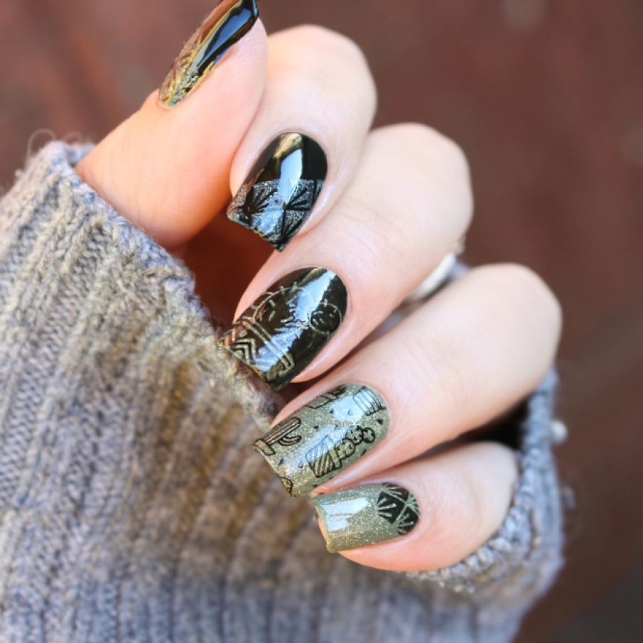 Manichiura de iarna cu cactusi imprimati 