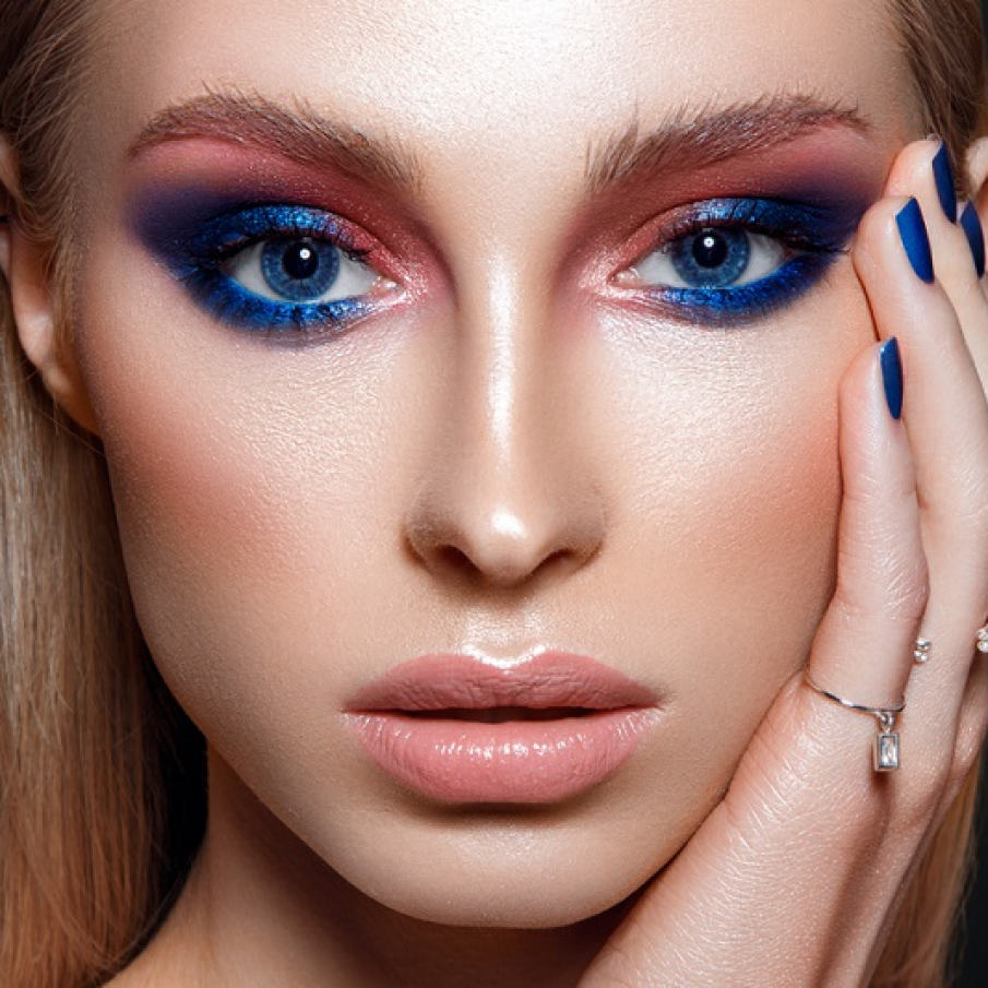 Machiaj glamorous si trendy 