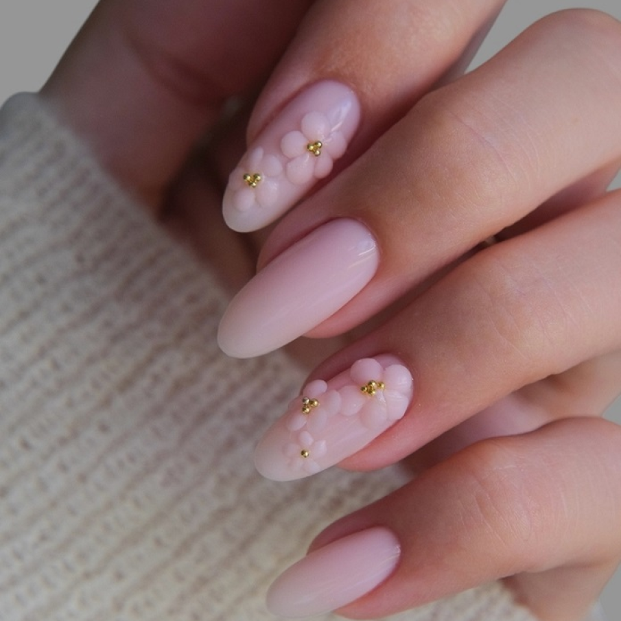 Modele de unghii trendy pentru primăvară și Paște 