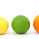 Femeile nu insala. Fac comparatii