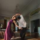 Dansul relațiilor și al dublelor semnificații: Answear prezintă o nouă ediție a campaniei Îmbracă-ți viața cu momente prețioase