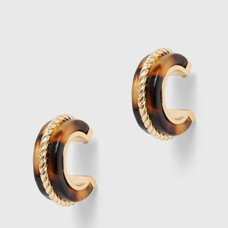 Cercei hoops trendy din colecția Lauren Ralph Lauren, cu imprimeu maro și decorați pe mijloc cu auriu