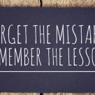 Putem să ne criticăm dur sau putem să ne învățăm lecția. Tu ce alegi? 