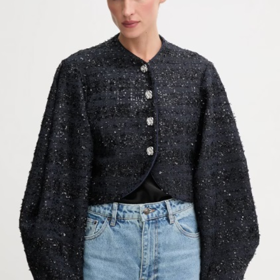 10 piese vestimentare cu paiete pentru un look shiny fabulos