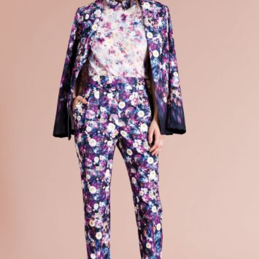 Pantalonii statement