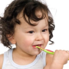 Cum il invatam pe micut despre igiena