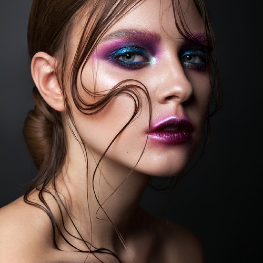 Albastru baza, mov nuanta secundara si complementara