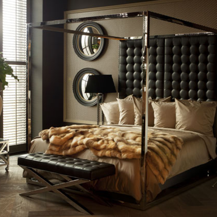 Pat capitonat cu piele